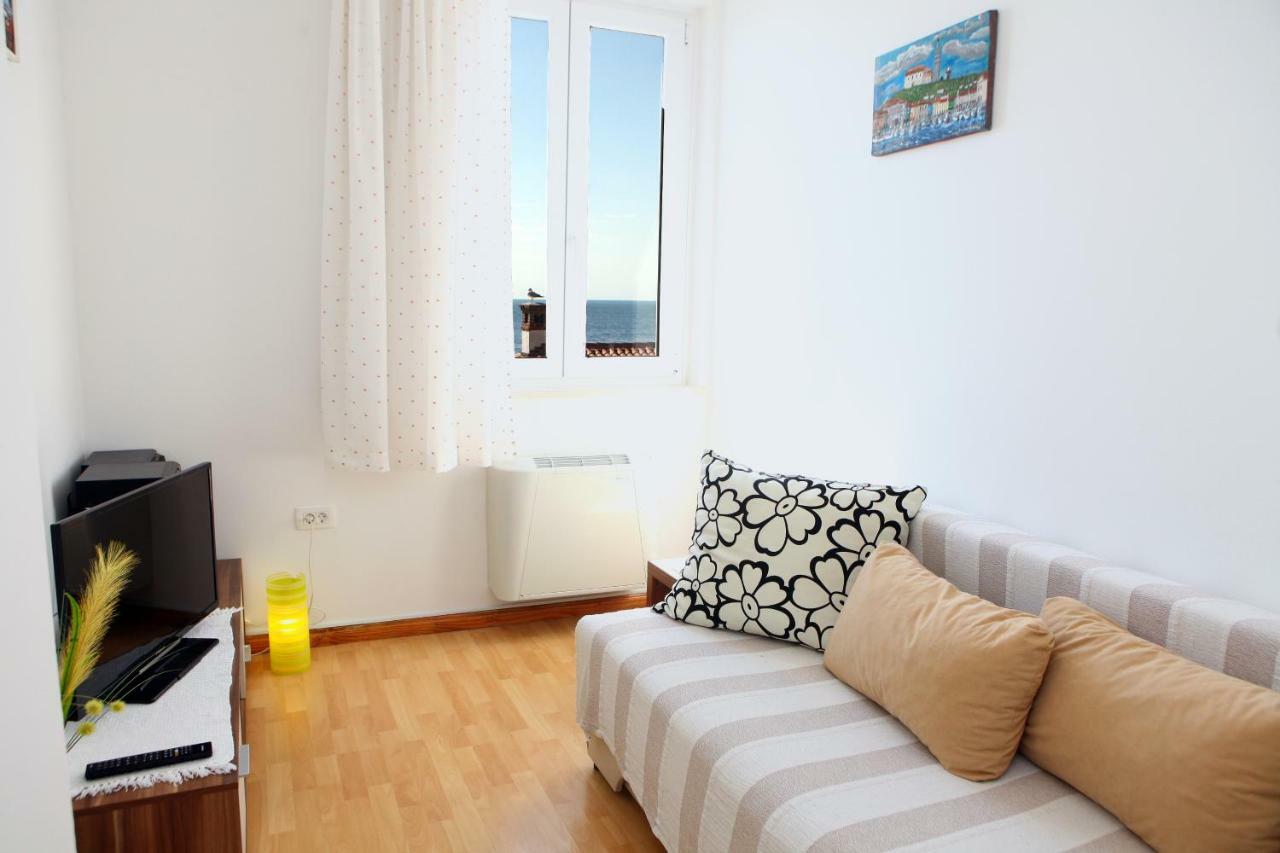 Apartma Dante